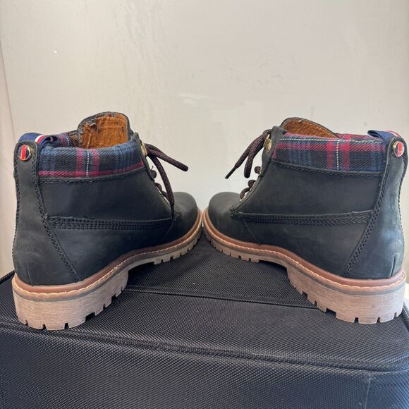 Tommy Hilfiger Tassie Black Leather Boots 7.5M | Heidi-Vibes, Get Your Hike On! - Picture 10 of 11